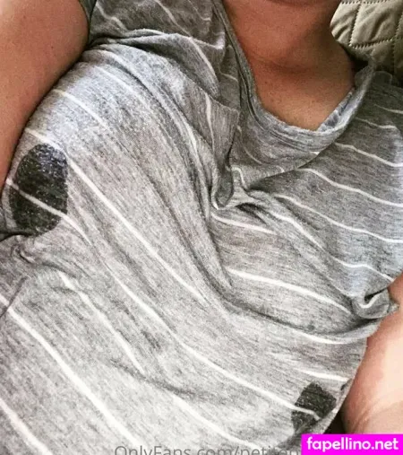 Petite Piggie OnlyFans Thumbnail #e1BlF6xgg9