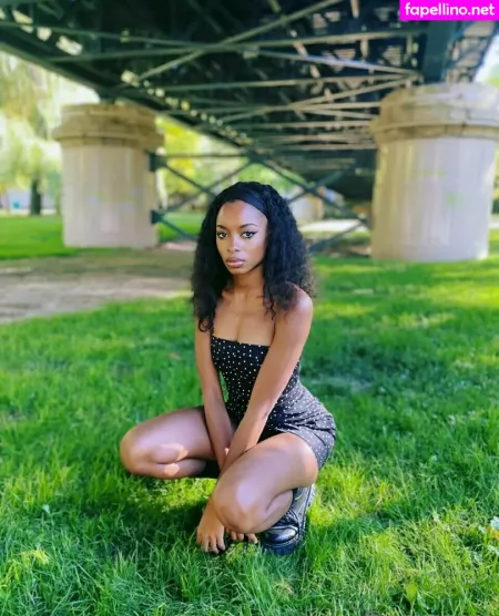 Petiteara 2 OnlyFans Thumbnail #taWWuNlH4n