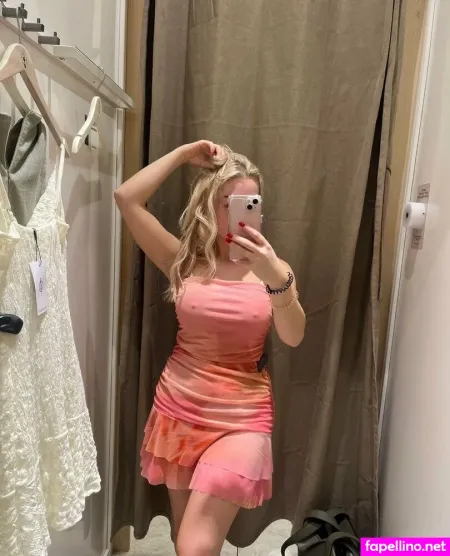 Petiteavax OnlyFans Thumbnail #wOILP7BlV7