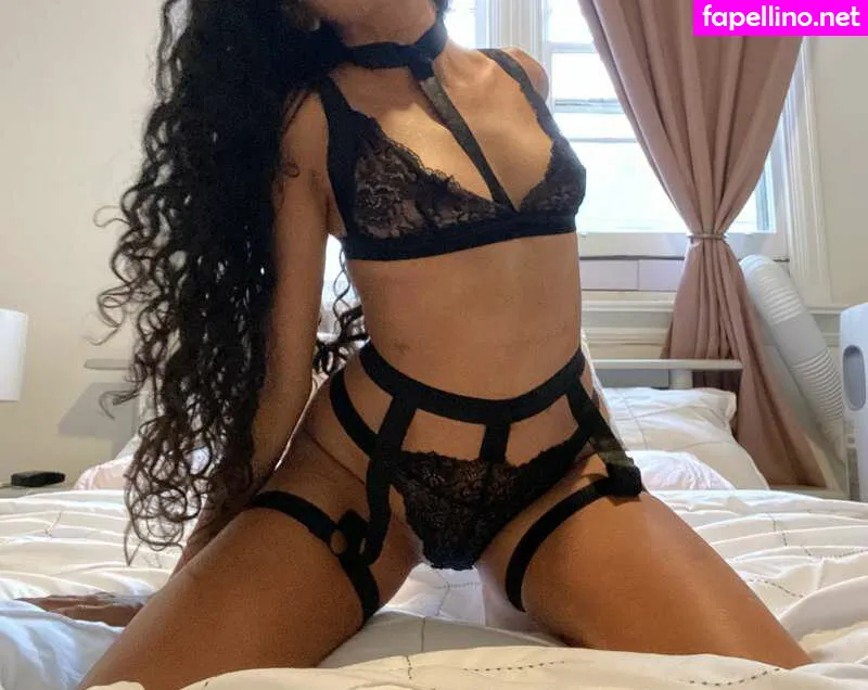 ella, petitebabe_ Ella, petitebabexo Nude Leaked OnlyFans Photo #UkerqyRROC