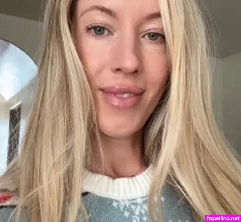 Petiteblondemel 1 OnlyFans Thumbnail #RqE2JxoWfH