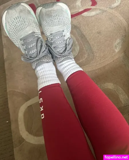 Petitefeet3535aus OnlyFans Thumbnail #3oJmtGPR81