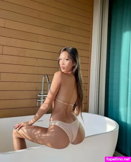 Petitegirlll OnlyFans Thumbnail #g01yu51CBh