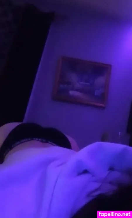 Petitegirlnora OnlyFans Thumbnail #MNDQqeKss0