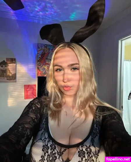 Petitelacie OnlyFans Thumbnail #sACX12XH0s