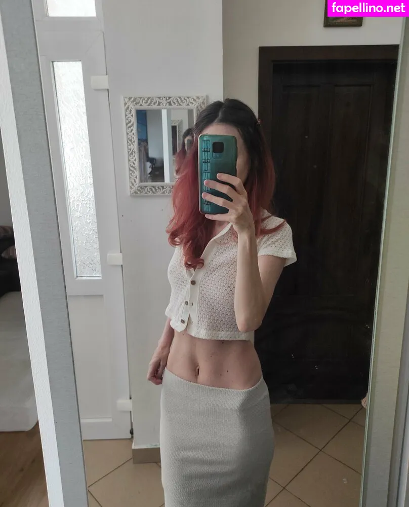 petitemelissa Nude Leaked OnlyFans Photo #Br6dWqesaa