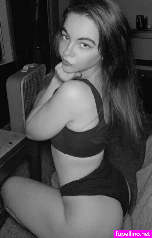 its_petite.elli, petitenellie Nude Leaked OnlyFans Photo #csijXdg2bf