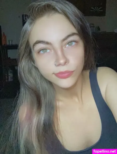 Petitenellie OnlyFans Thumbnail #xX0wOPZYTj