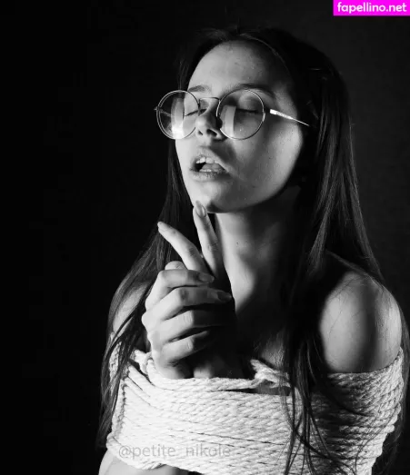 Petitenikole OnlyFans Thumbnail #VsQCAaY8KO