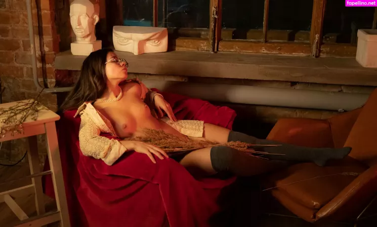 Petitenikole OnlyFans Thumbnail #b5gR5NzerA