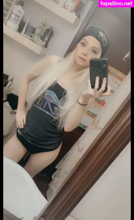 Petitepixie69 OnlyFans Thumbnail #AcUa5g7kUP