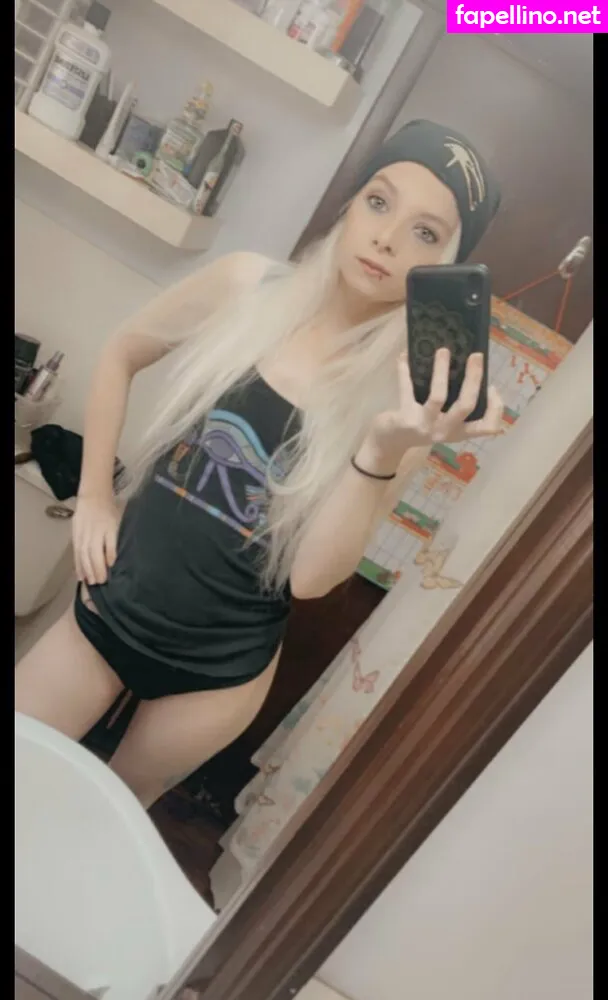 petitepixie69, petitepixie692021 Nude Leaked OnlyFans Photo #AcUa5g7kUP