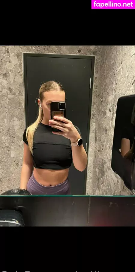 Petitesexysilje OnlyFans Thumbnail #TD2c9fW9ZA