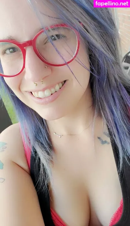 Petitetreat OnlyFans Thumbnail #oKyjQCsKvU