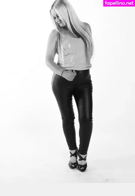 Petitiepolly OnlyFans Thumbnail #qnKkLOj4GD