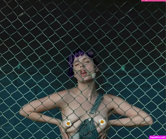 Petra Banx OnlyFans Thumbnail #fYcvSHvXoc