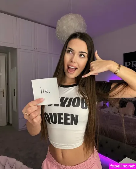 Petrakaroshovafree OnlyFans Thumbnail #dZedxlMfp8