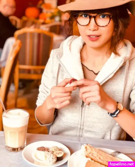 Petsha OnlyFans Thumbnail #SW27ZXbYmC