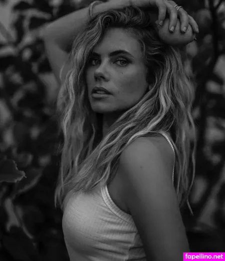 Peyton Cole OnlyFans Thumbnail #MxKZDvoamj