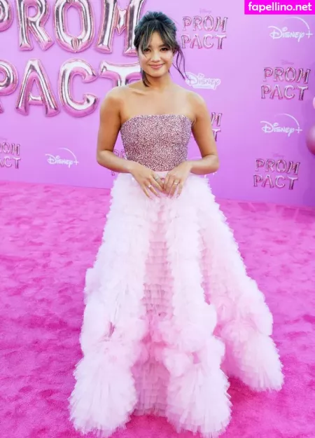 Peyton Elizabeth Lee OnlyFans Thumbnail #Xstr2HOYMf