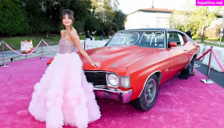 Peyton Elizabeth Lee OnlyFans Thumbnail #u5k6XVHoQD