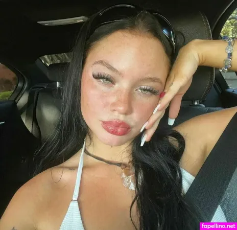 Peyton Sama 1 OnlyFans Thumbnail #yrUoS2No2t