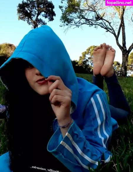 Pezinhos Da Jhenny OnlyFans Thumbnail #D2EU35QMfU