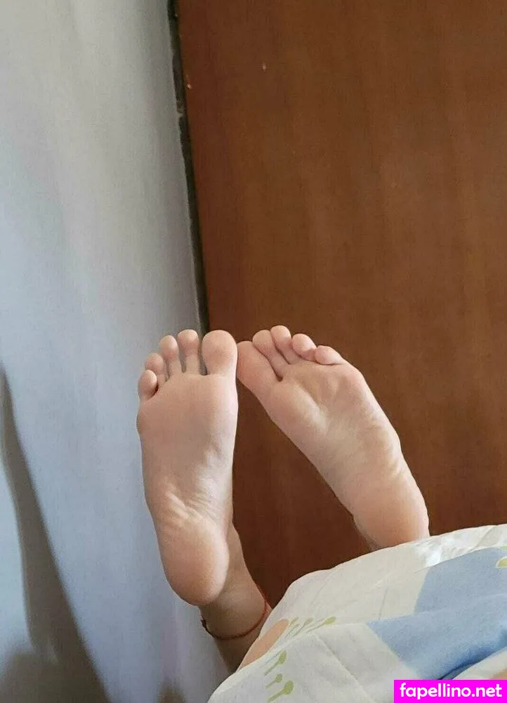 pezinhos_de_anjoo, pezinhosdeanjoo Nude Leaked OnlyFans Photo #ixkyeDiaQU