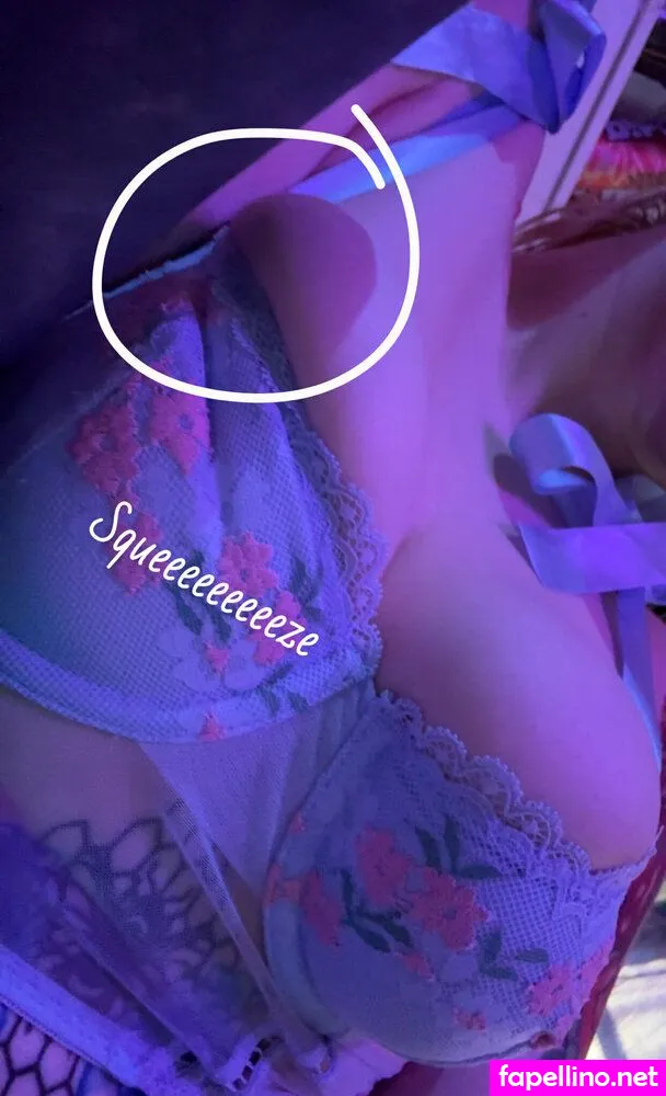 ph0xxxyphant0m Nude Leaked OnlyFans Photo #LyoOycTAH2