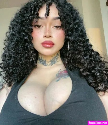 Phanyebell OnlyFans Thumbnail #S2xWEJVJb7