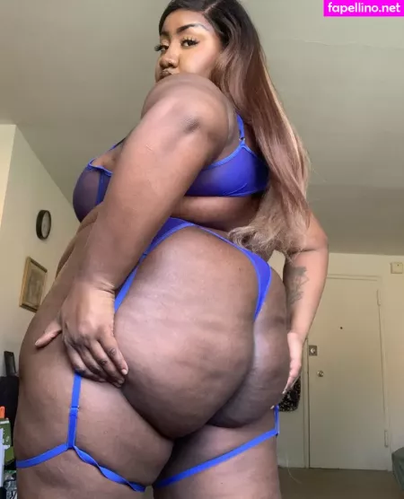 Phat Ass Phoebe OnlyFans Thumbnail #qTskAp7TNI