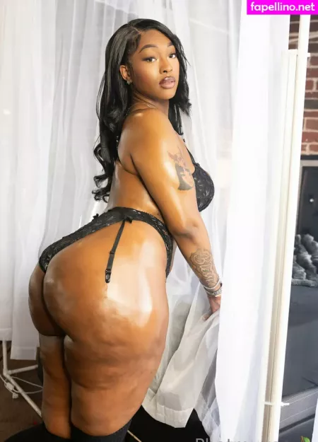Phatassmuva OnlyFans Thumbnail #MX1oSmVHRU
