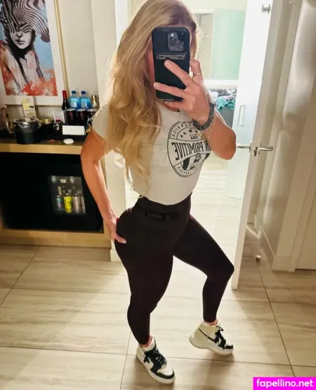 Phatazbombshell OnlyFans Thumbnail #d2B6mrgw3b