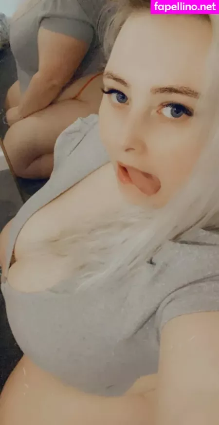 Phatpeach27x OnlyFans Thumbnail #0AvFKS8sDJ