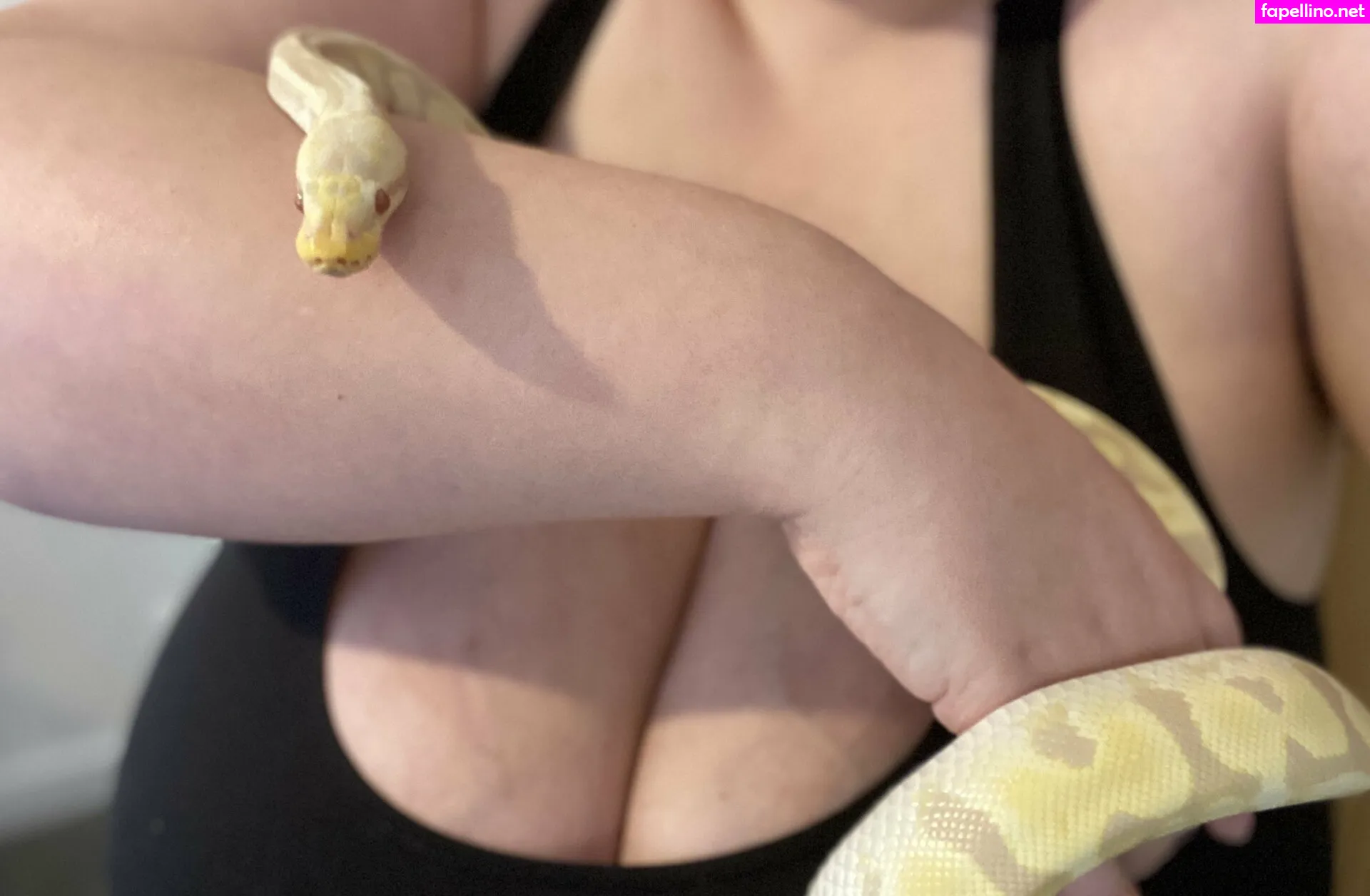 phatpeach27x Nude Leaked OnlyFans Photo #8YzxCjvmTA