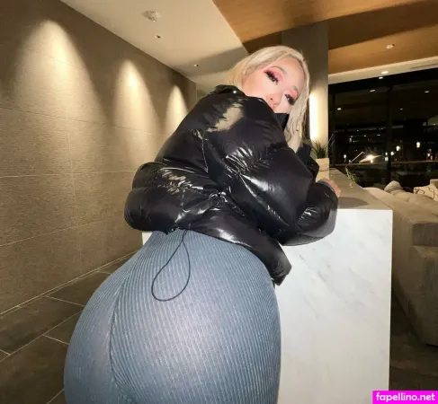 Pheen888 OnlyFans Thumbnail #yUQPY6zpdx