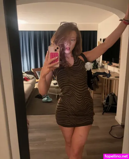 Pheobeisginger OnlyFans Thumbnail #rI7yZCzrrZ