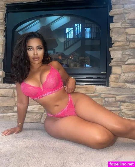 Phia Fantasyx OnlyFans Thumbnail #uwrPhpgEO3