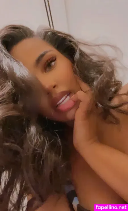 Phia Fantasyx OnlyFans Thumbnail #vAPLat4RGm