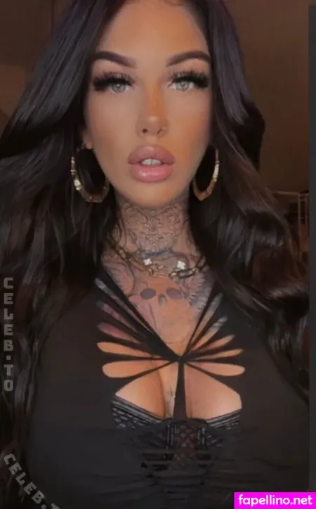 Phina Offizial OnlyFans Thumbnail #3V4w5zTd12