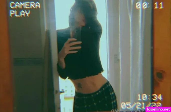 Phinemamba OnlyFans Thumbnail #HGl1cPzjGP