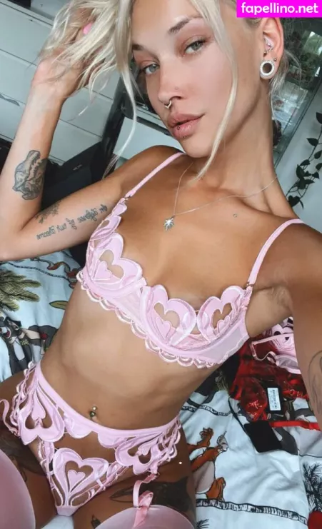 Phirose OnlyFans Thumbnail #nsNWM0sU2O