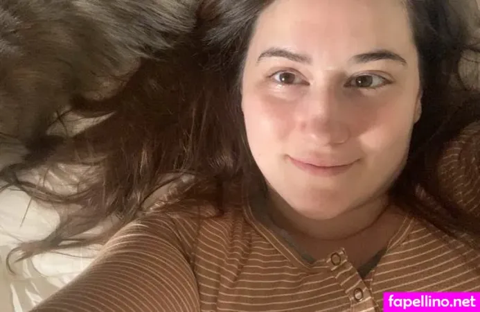 Phoebe Blossom OnlyFans Thumbnail #rI0tnscyru