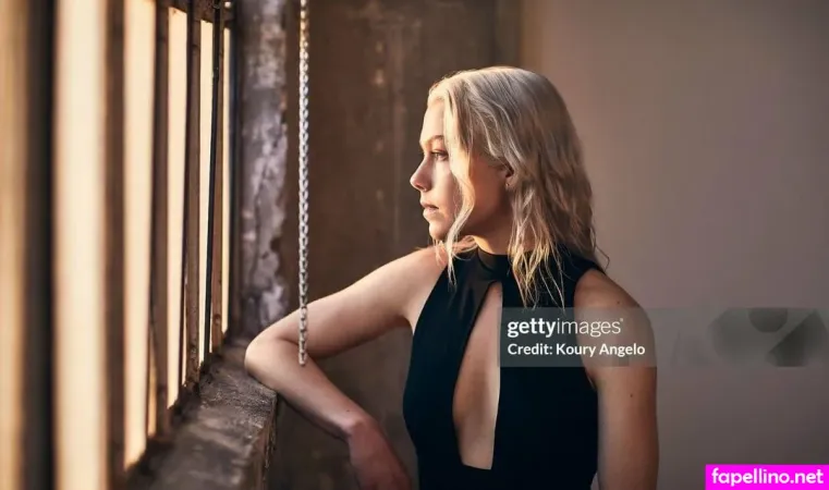 Phoebe Bridgers 1 OnlyFans Thumbnail #9zL2XMGlTM