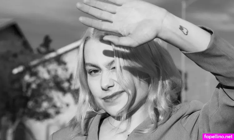 Phoebe Bridgers 1 OnlyFans Thumbnail #M6QwGDEpx6