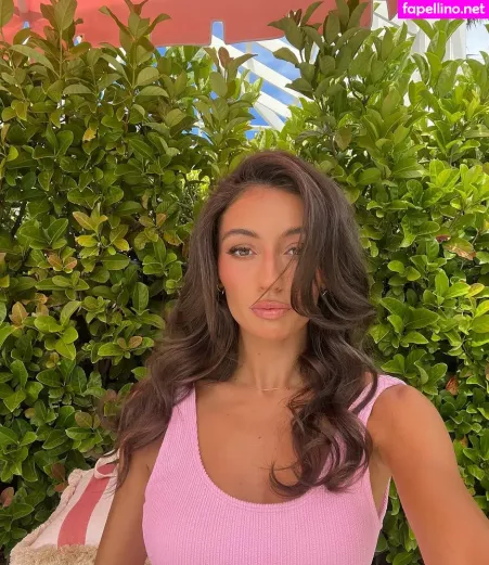 Phoebe Chakar OnlyFans Thumbnail #ZpXnoLSYXO