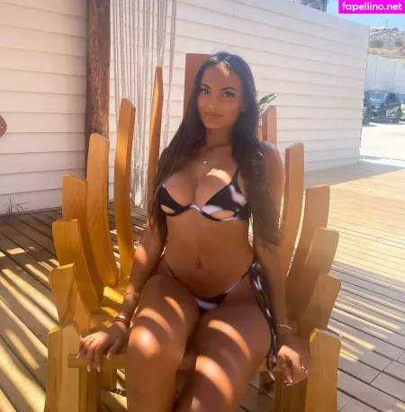 Phoebe Collin OnlyFans Thumbnail #ED0UJ31Gpq