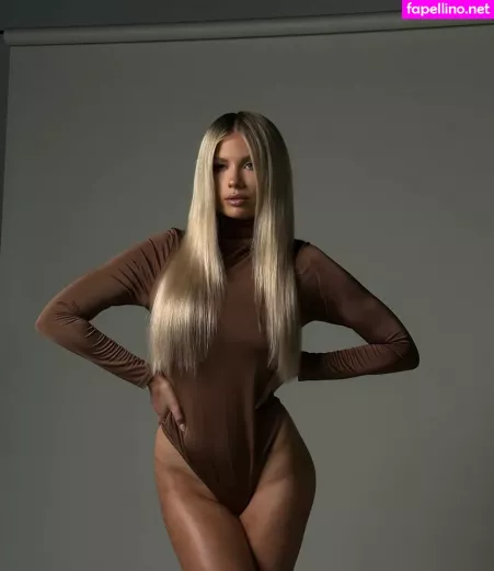 Phoebe Davis OnlyFans Thumbnail #DB8cLCQd5w