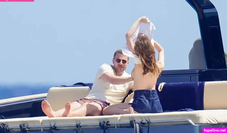 Phoebe Dynevor OnlyFans Thumbnail #TrDJvo0dPL