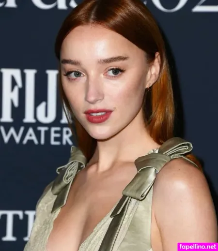 Phoebe Dynevor OnlyFans Thumbnail #zsiw5ZuUY7